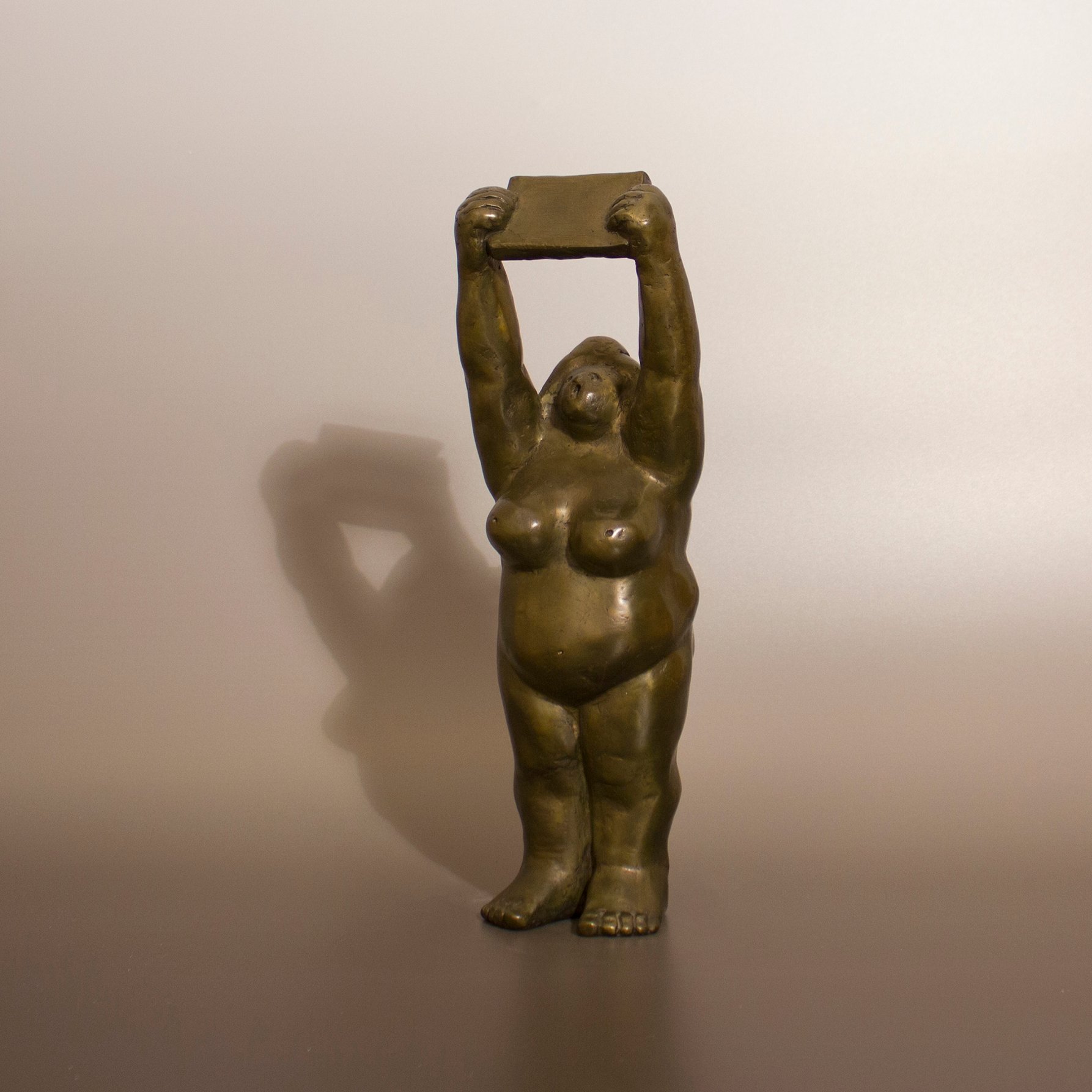 Neuenhausen_Woman Looking in Mirror - Big 12x4x4