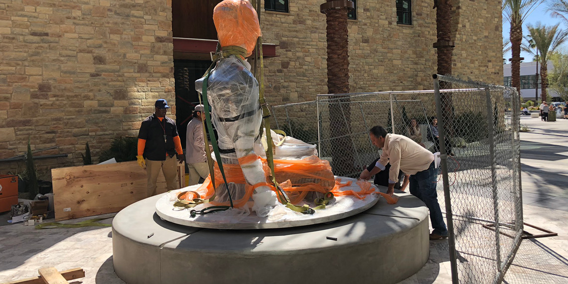 Voss-Andreae Isabelle Installation